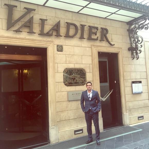 Meet your Posher, Johnny - Picture 1 of 1